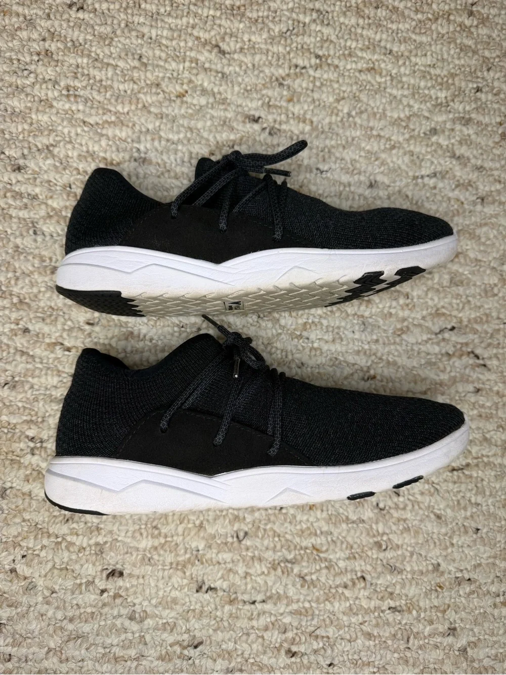Vessi Cityscape Lace Up Sneakers in Black Women’s Size 8 Waterproof Sneakers